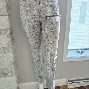 WHBM High-Rise Sculpting Snakeskin Animal Print Skinny Jeans Edgy Chic Size 8